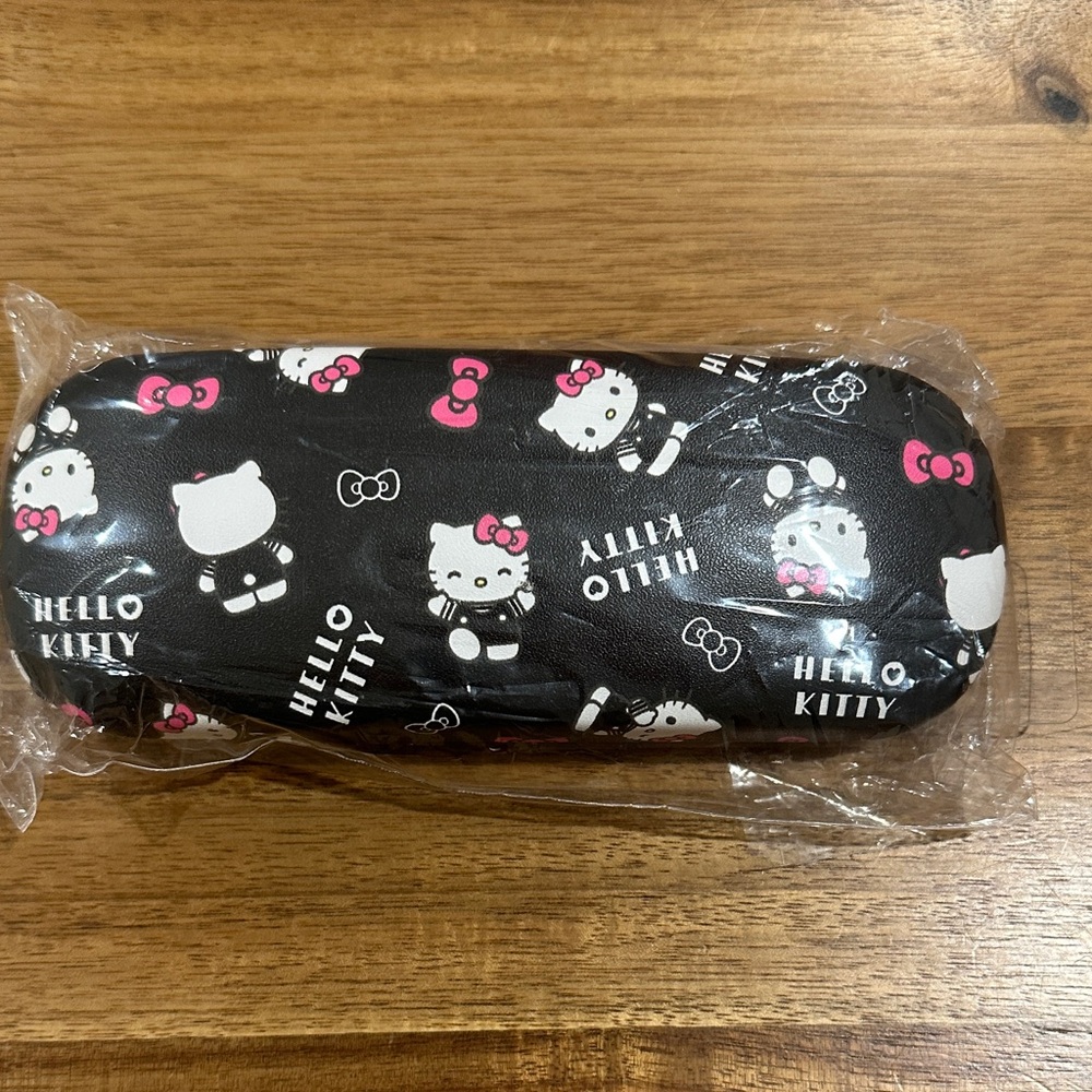 Hello Kitty Glasses Case
